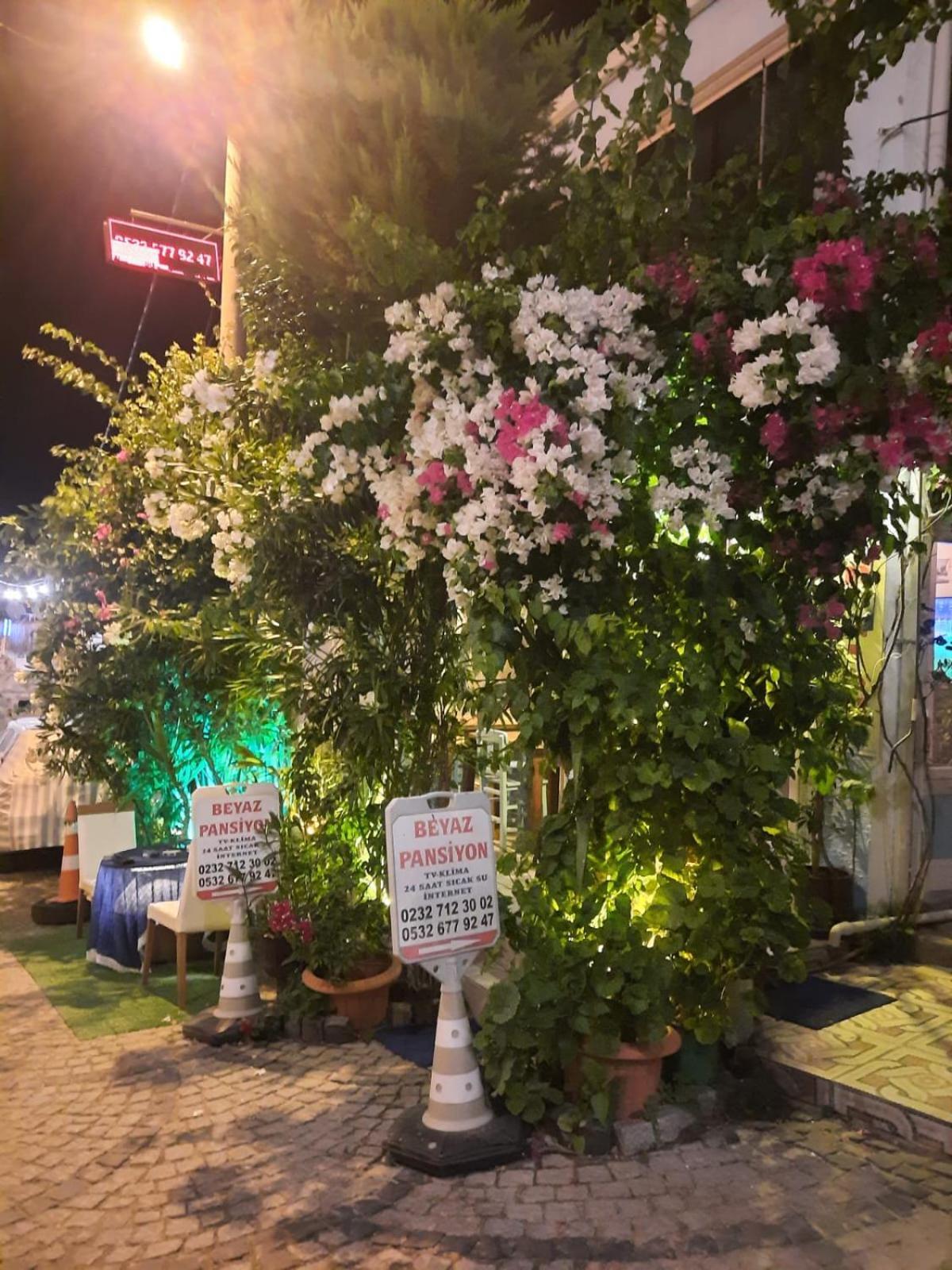 Beyaz Apart Pansiyon Çeşme Zewnętrze zdjęcie